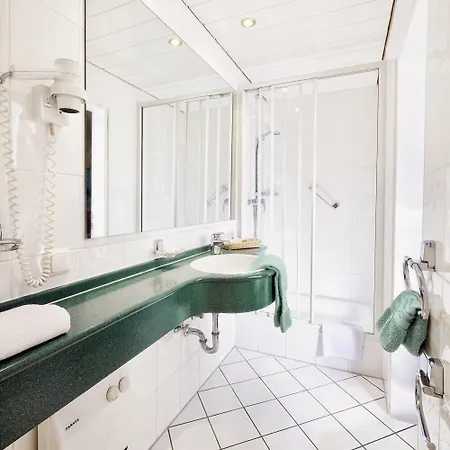 Gutshof Arosa 3* Ochtendung